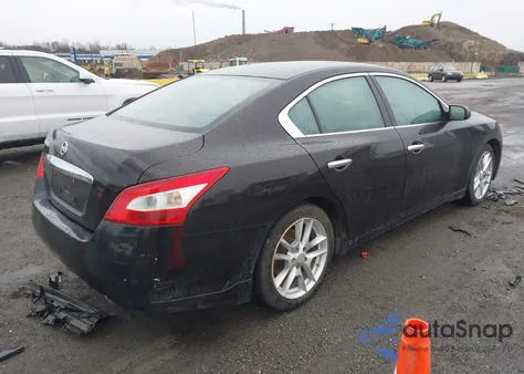 2011 Nissan Maxima 3.5 S z USA, uszkodzony, nr VIN 1N4AA5AP5BC856511